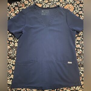 Figs Navy Casma 3 pocket scrub top